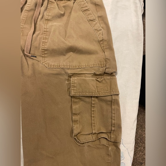 Footlocker Cargo Jogger pants - Picture 2 of 5